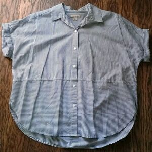 Calvin Klein jeans Women's Blue Striped Button Up Shirt Size Medium